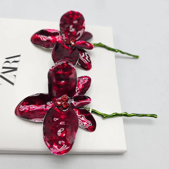 ZARA NWT SS24 ENAMELLED FLORAL EARRINGS RED FLOWERS 1011/008 READ ME - Picture 2 of 6